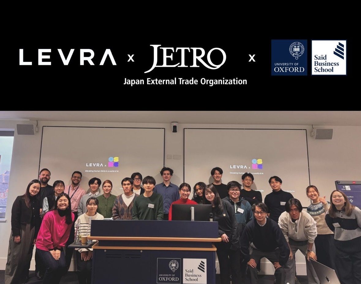 オックスフォード大学での研修参加者の集合写真